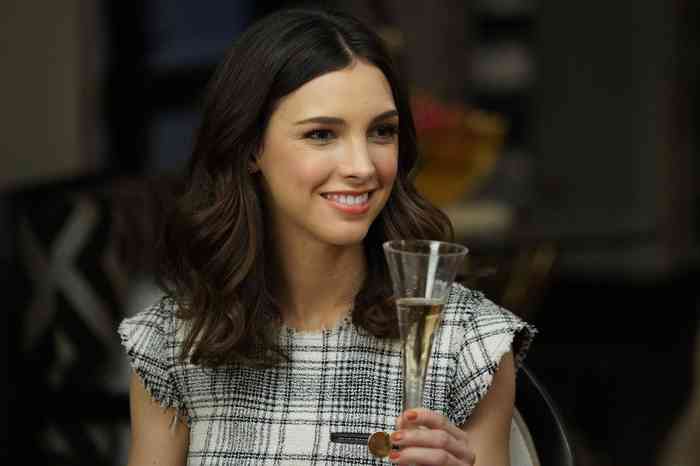 Denyse Tontz Net Worth, Age, Height, Affair, Bio, and More