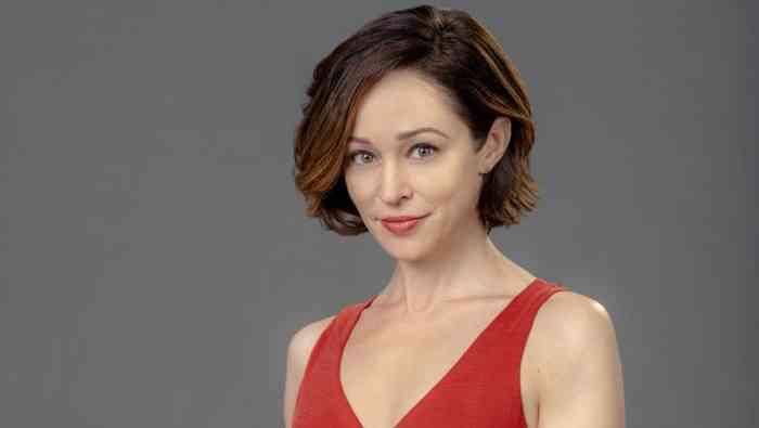 Autumn Reeser Height, Net Worth, Age, Affair, Career, and More