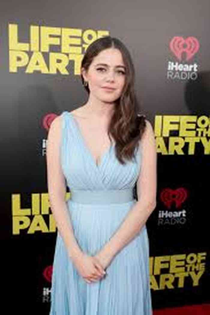 Molly Gordon Age, Height, Net Worth, Affair and More