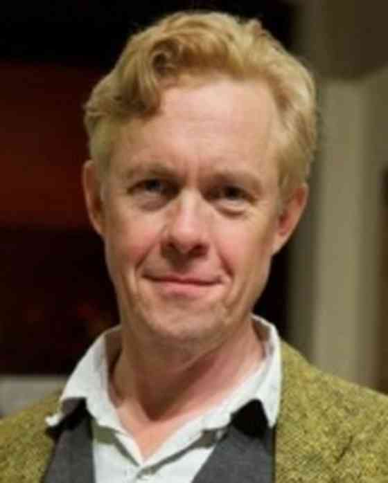 Alex Jennings Net Worth, Height, Age, and More
