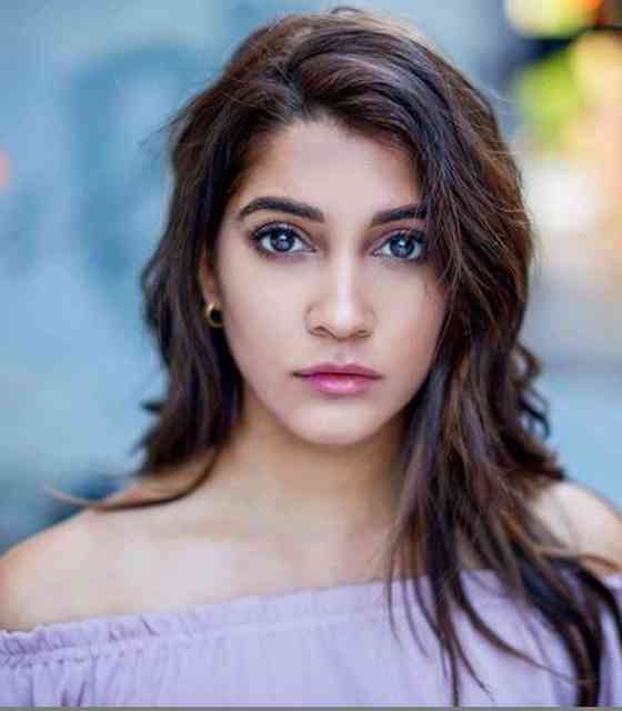Anuja Joshi Affair, Height, Net Worth, Age, and More