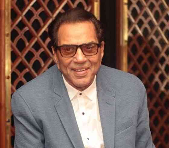 Dharmendra Age, Height, Net Worth, Affair and More
