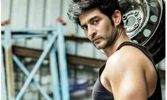 Hiten Tejwani Net Worth, Height, Age, and More