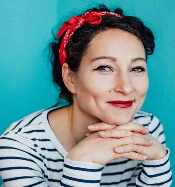 Janina Elkin Age, Height, Net Worth, Affair and More