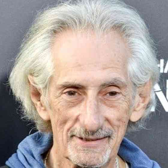 Larry Hankin Age, Height, Net Worth, Affair and More