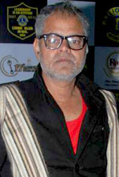 Sanjay Mishra (actor).jpg