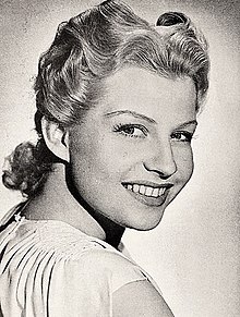 Betty Field Age, Net Worth, Height, Affair, and More