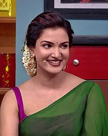 Honey Rose Age, Net Worth, Height, Affair, and More