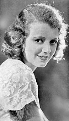 Janet Gaynor Height, Age, Net Worth, More