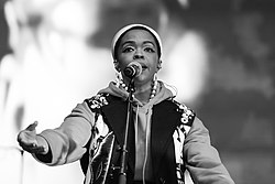 Lauryn Hill Height, Age, Net Worth, More