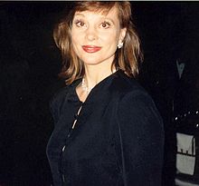 Leigh Taylor-Young.jpg