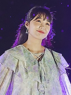 Jeong Eun-ji.jpg
